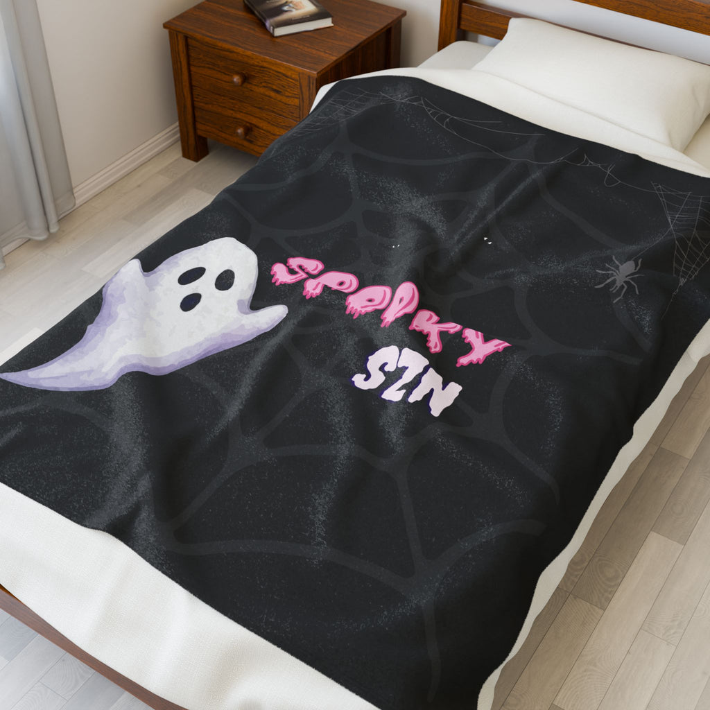 Plush Blanket - Ghost-Themed Spooky Funny Fall Design, Halloween, Cozy Home Accent